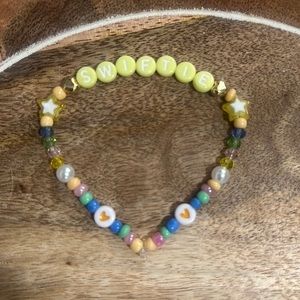 Taylor Swift Handmade Friendship Beaded Bracelet
“Swiftie” (yellow)